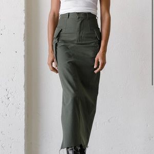 Local European Cargo Skirt